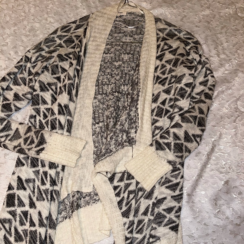 Black & white cardigan